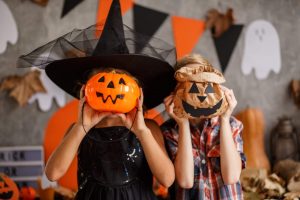 How to Throw the Perfect Halloween Party