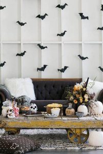 How to Throw the Perfect Halloween Party