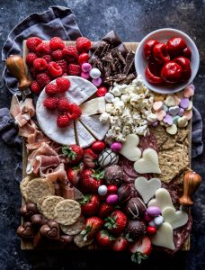 Tips For a Perfect Charcuterie Board on Valentines Day